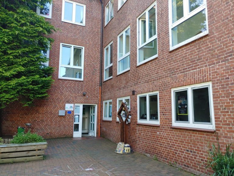 Alle unter einem Dach!